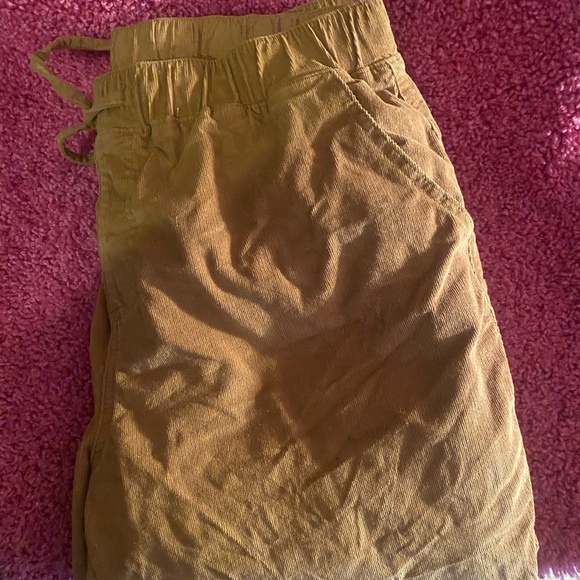 Pants - Picture 4 of 4